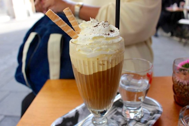 562807_10153283281165220_1426576914_n